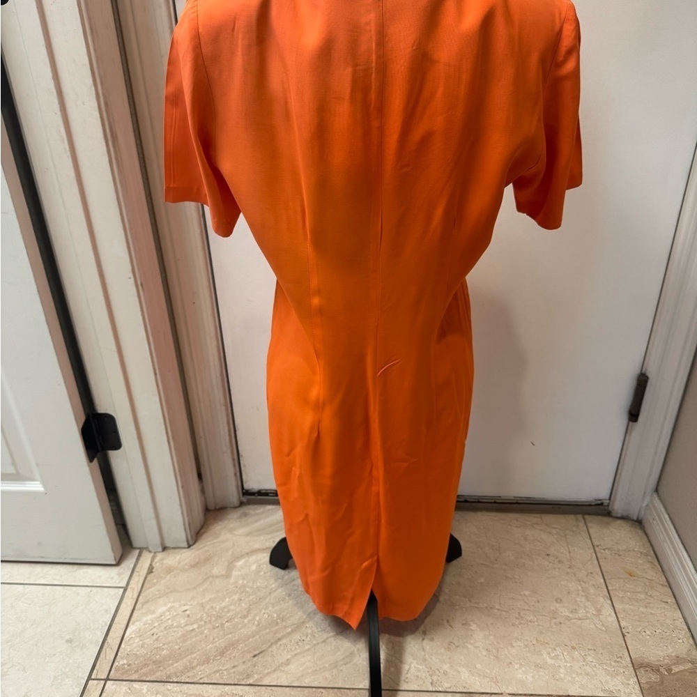 Vintage Orange Pencil Dress large brass colored buttons, shoulder pads sz 4 fit - Picture 3 of 8